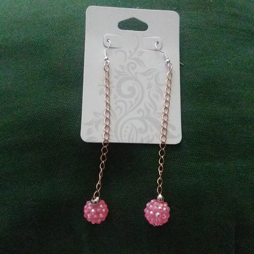 Selling these beautiful long earings